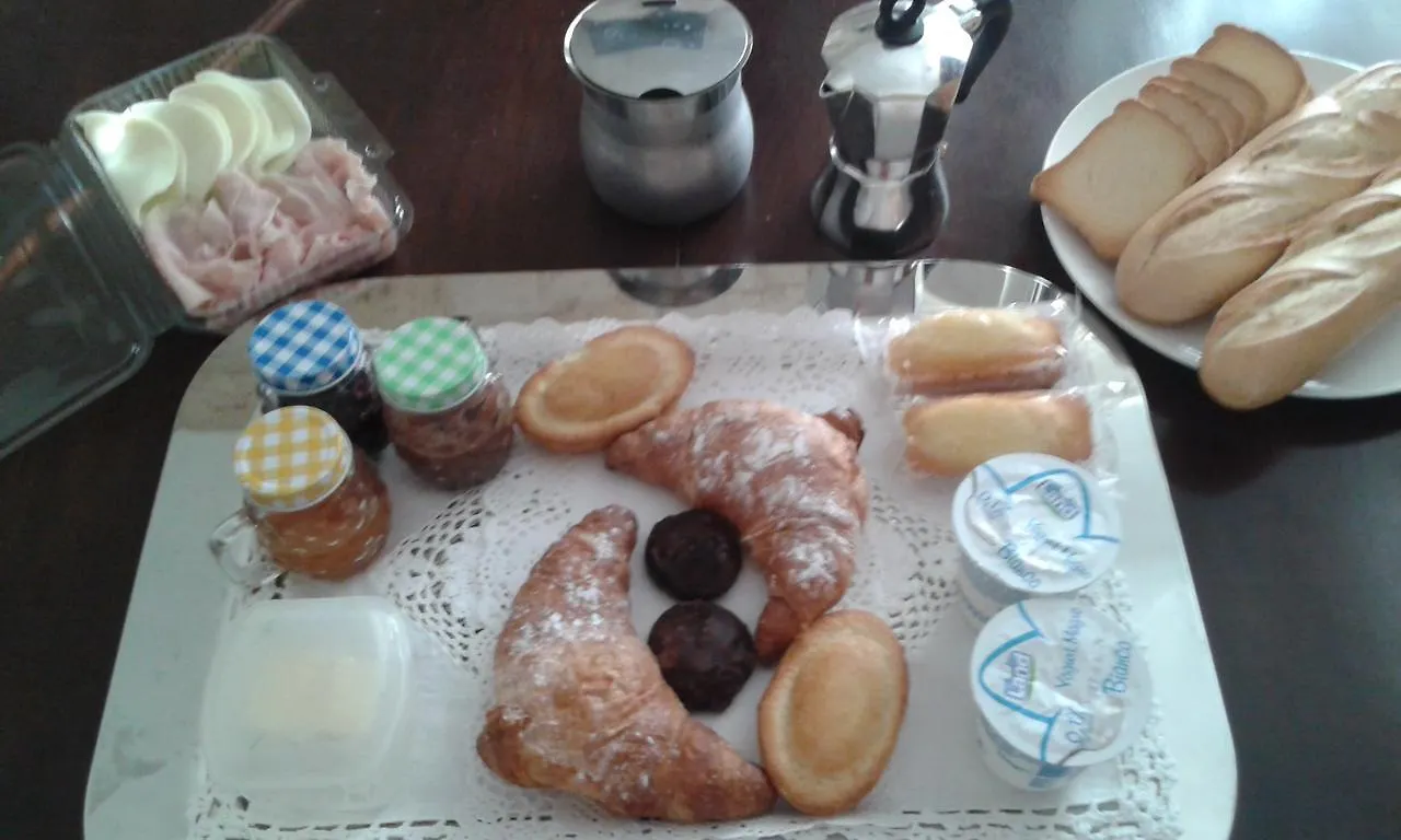 Oikos Atena Lecce Bed & Breakfast