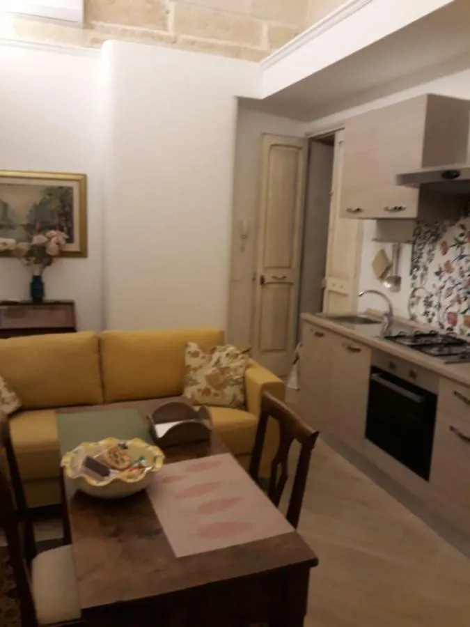 Oikos Atena Lecce